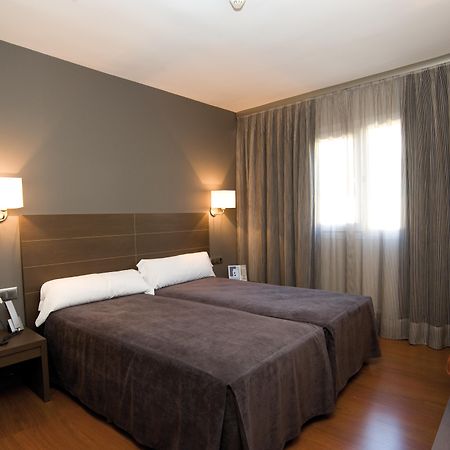 Hotel Cisneros Alcala de Henares Ruang foto