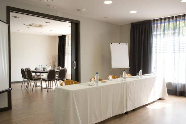 Hotel Cisneros Alcala de Henares Bagian luar foto