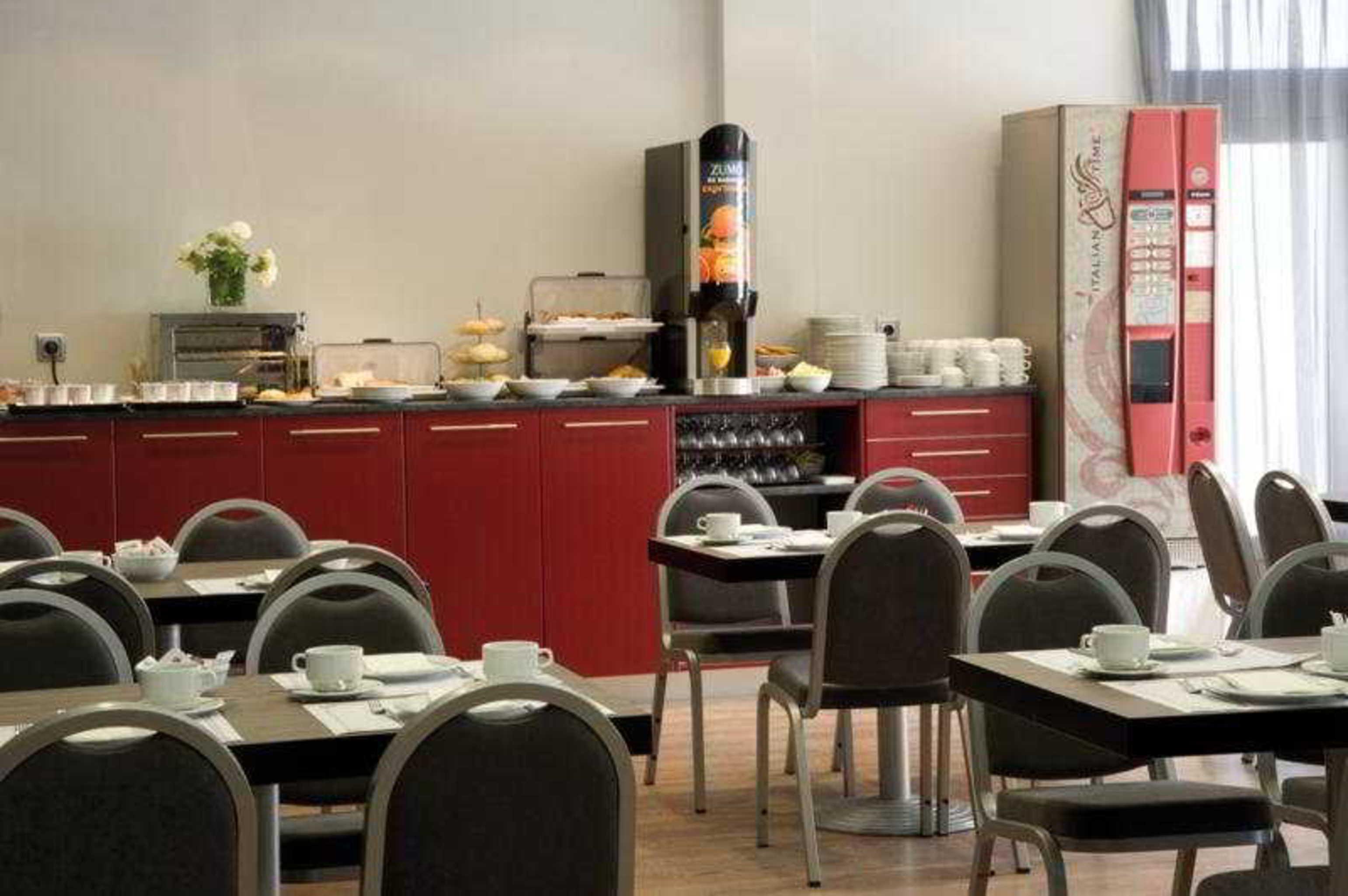 Hotel Cisneros Alcala de Henares Restoran foto