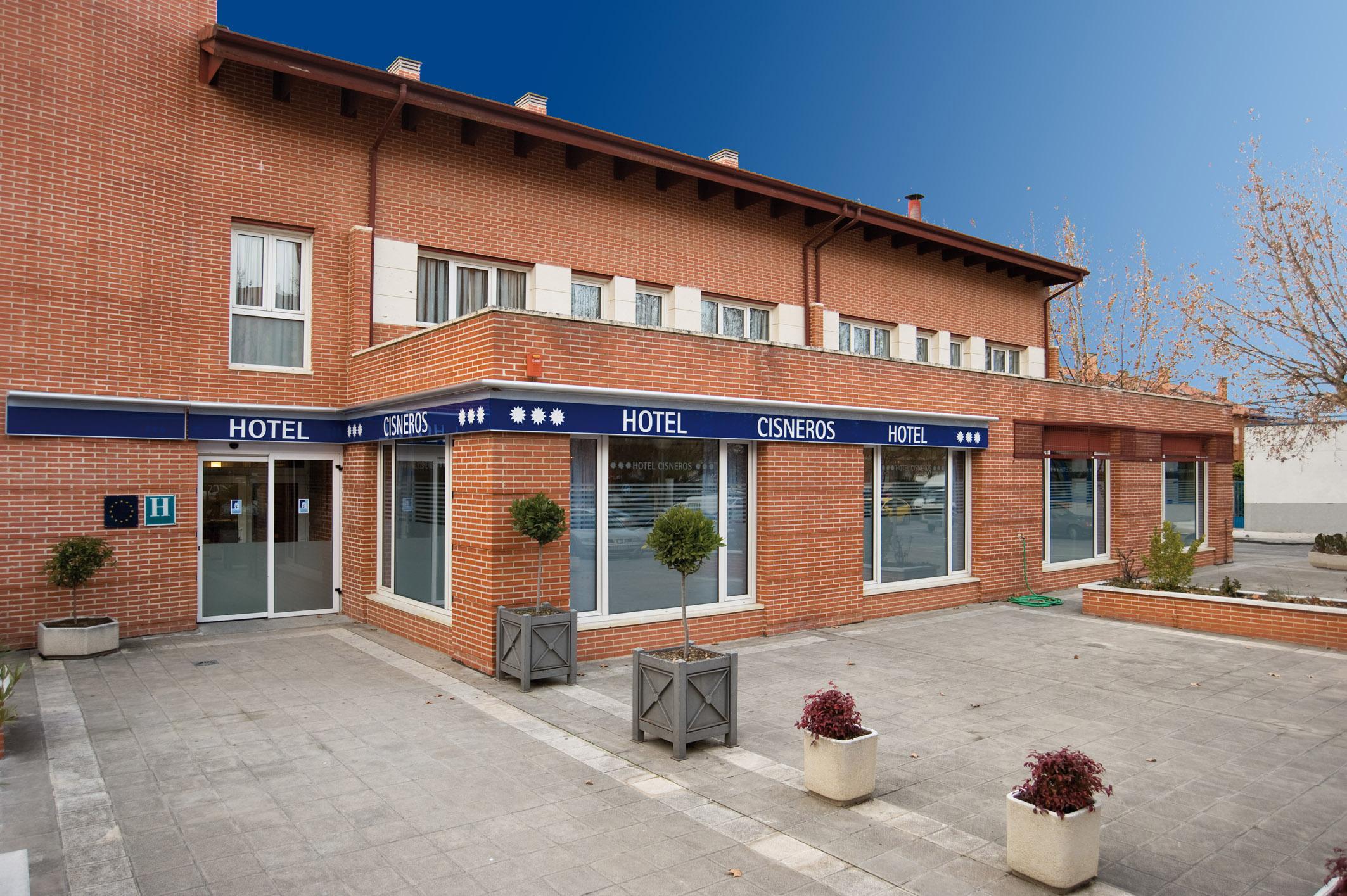Hotel Cisneros Alcala de Henares Bagian luar foto